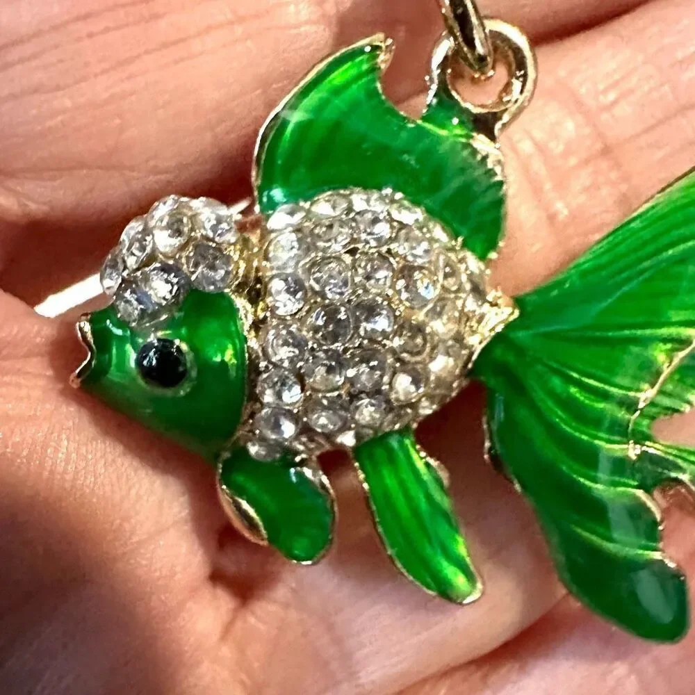Green rhinestone fish keychain